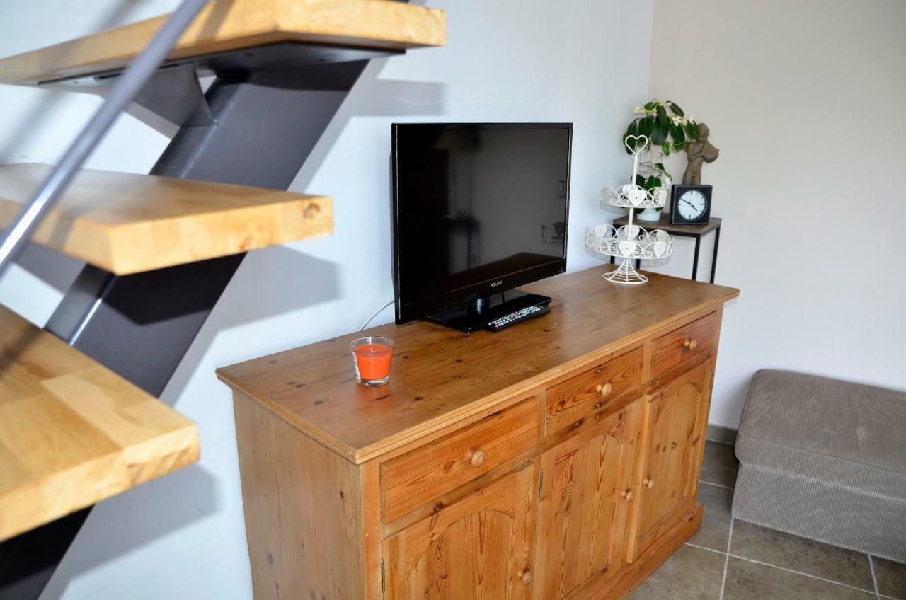 Whitley Cottage Condette Ngoại thất bức ảnh